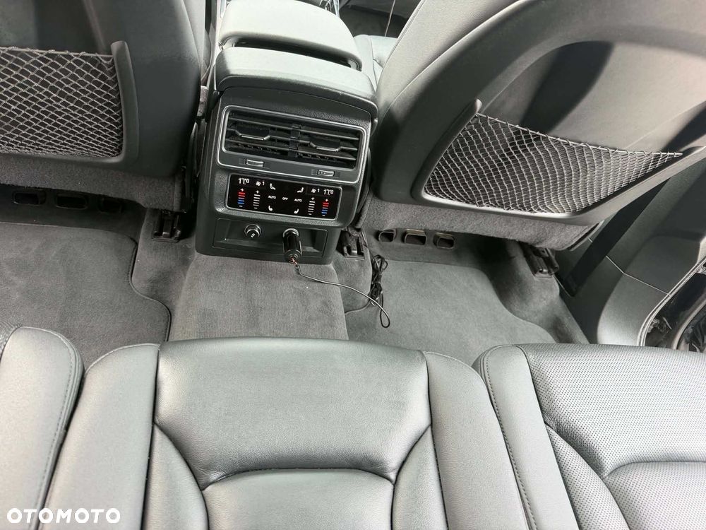 Audi Q7 - 5