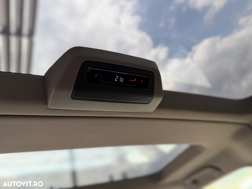 Volkswagen Multivan 2.0 TDI DSG 110KW Style - 29