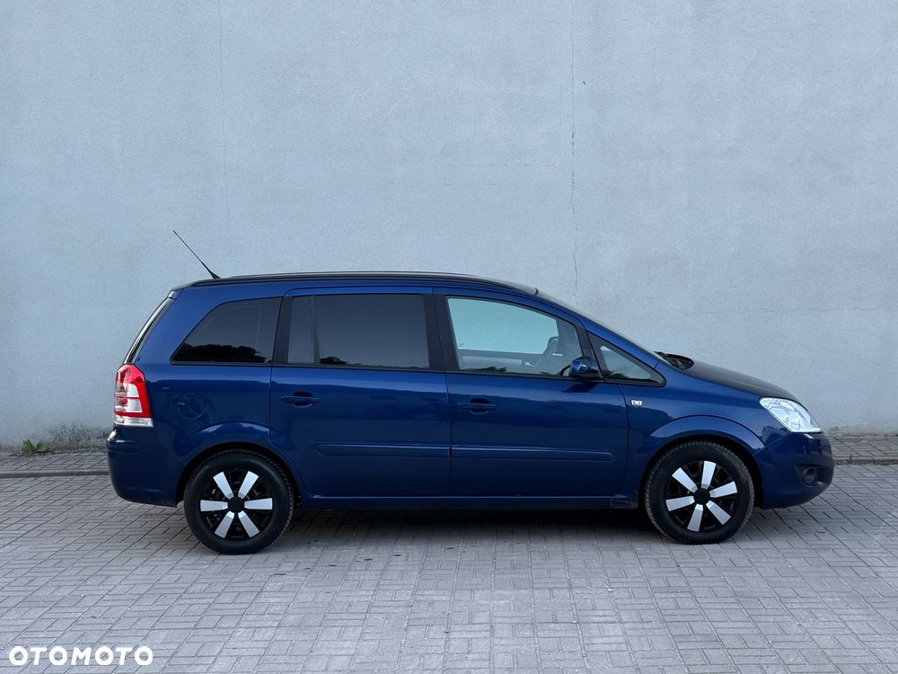 Opel Zafira 1.6 Enjoy - 9