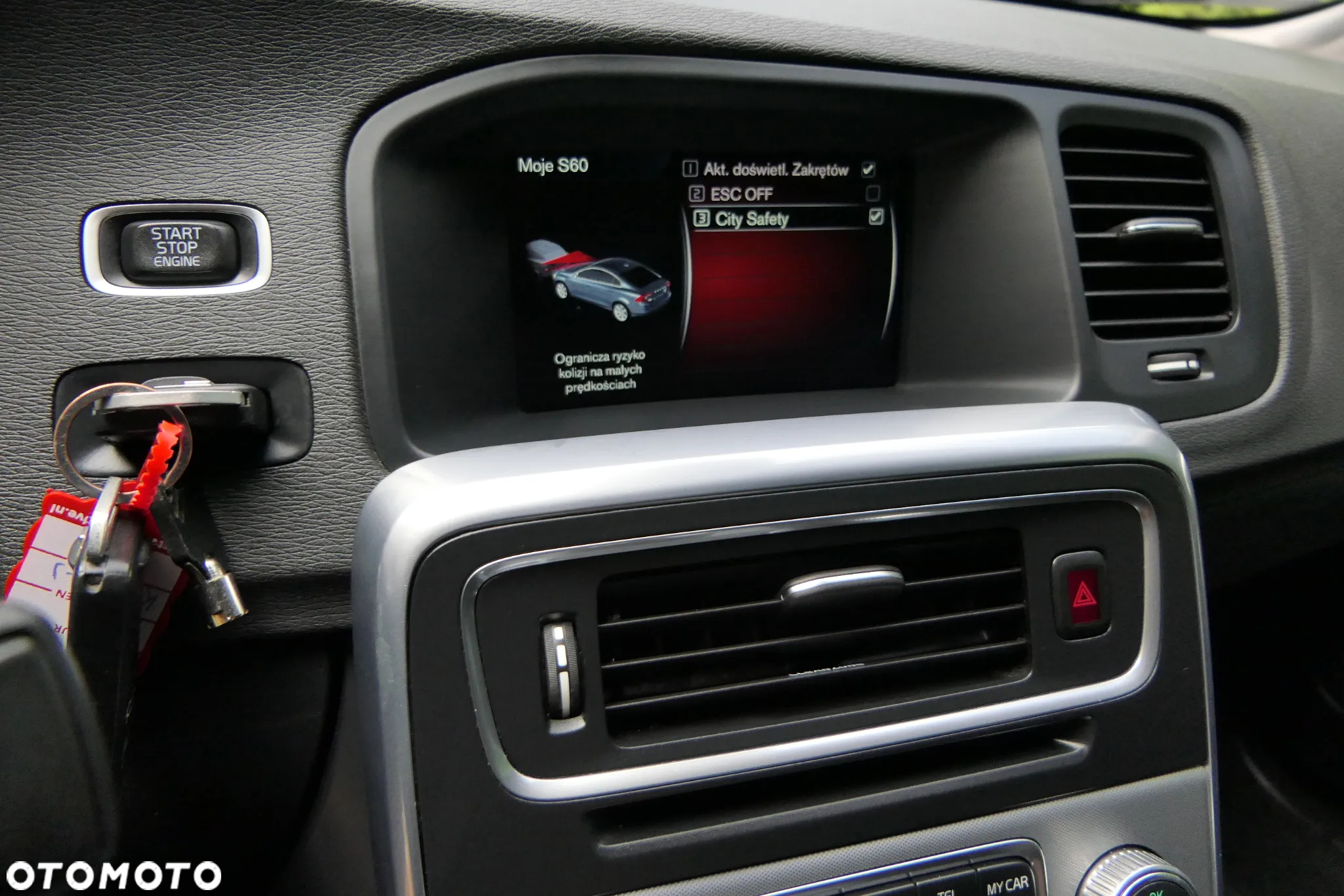 Volvo S60 D3 Drive-E Momentum - 25