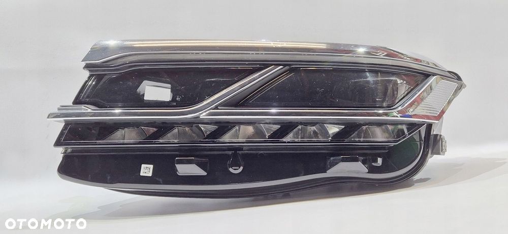 lampa reflektor przód lewy vw touareg iii full led 761941081 - 1