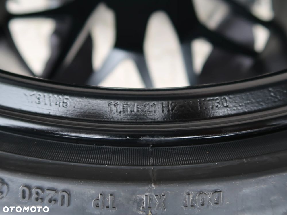 Koła zimowe Mercedes 4 Door AMG GT 4 Door  W290 21" PIRELLI - 22