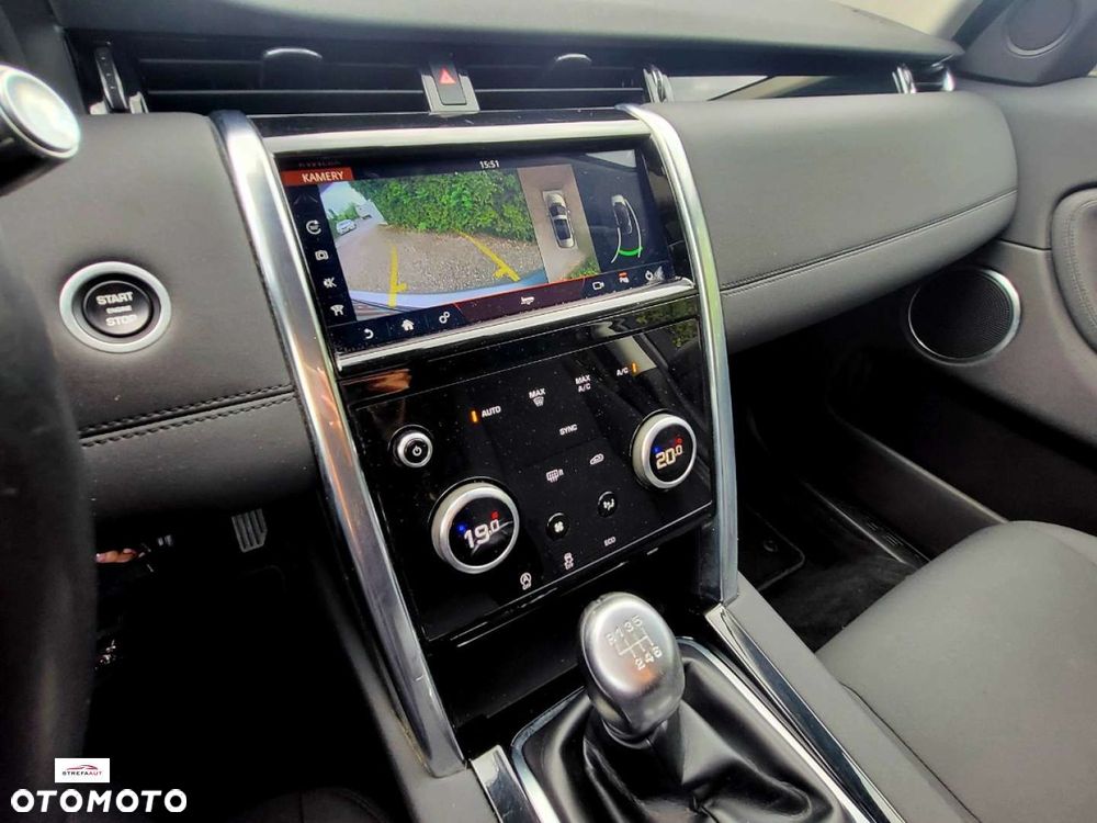 Land Rover Discovery Sport - 24
