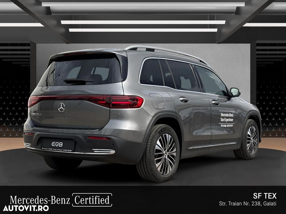 Mercedes-Benz EQB 250+ Electric Art - 15