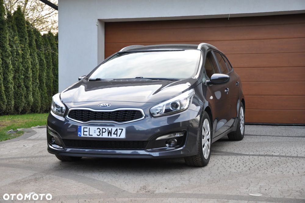 Kia Ceed 1.4 L - 30