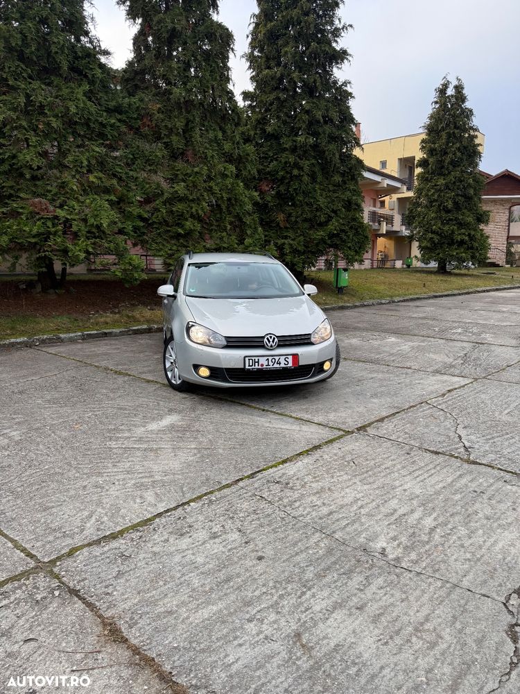 Volkswagen Golf 1.6 TDI DPF Exclusive - 10