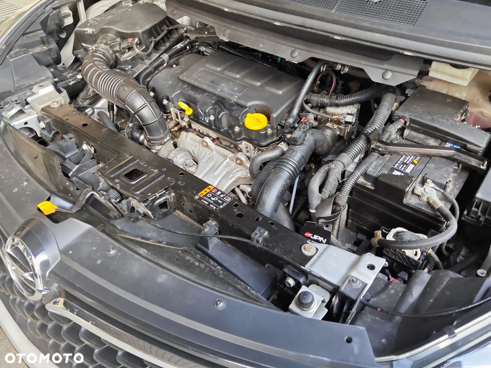 Opel Zafira 1.4 T Cosmo - 12