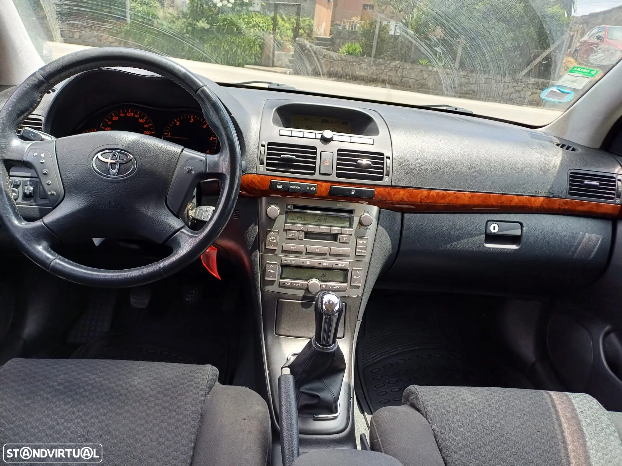 Toyota Avensis SW 2.0 D-4D - 5