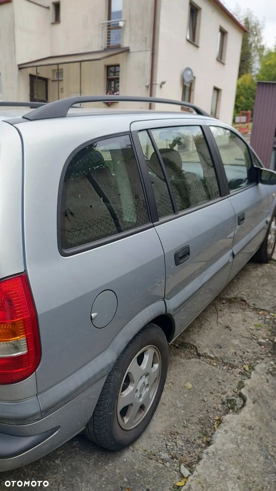 Opel Zafira 2002 photo 3