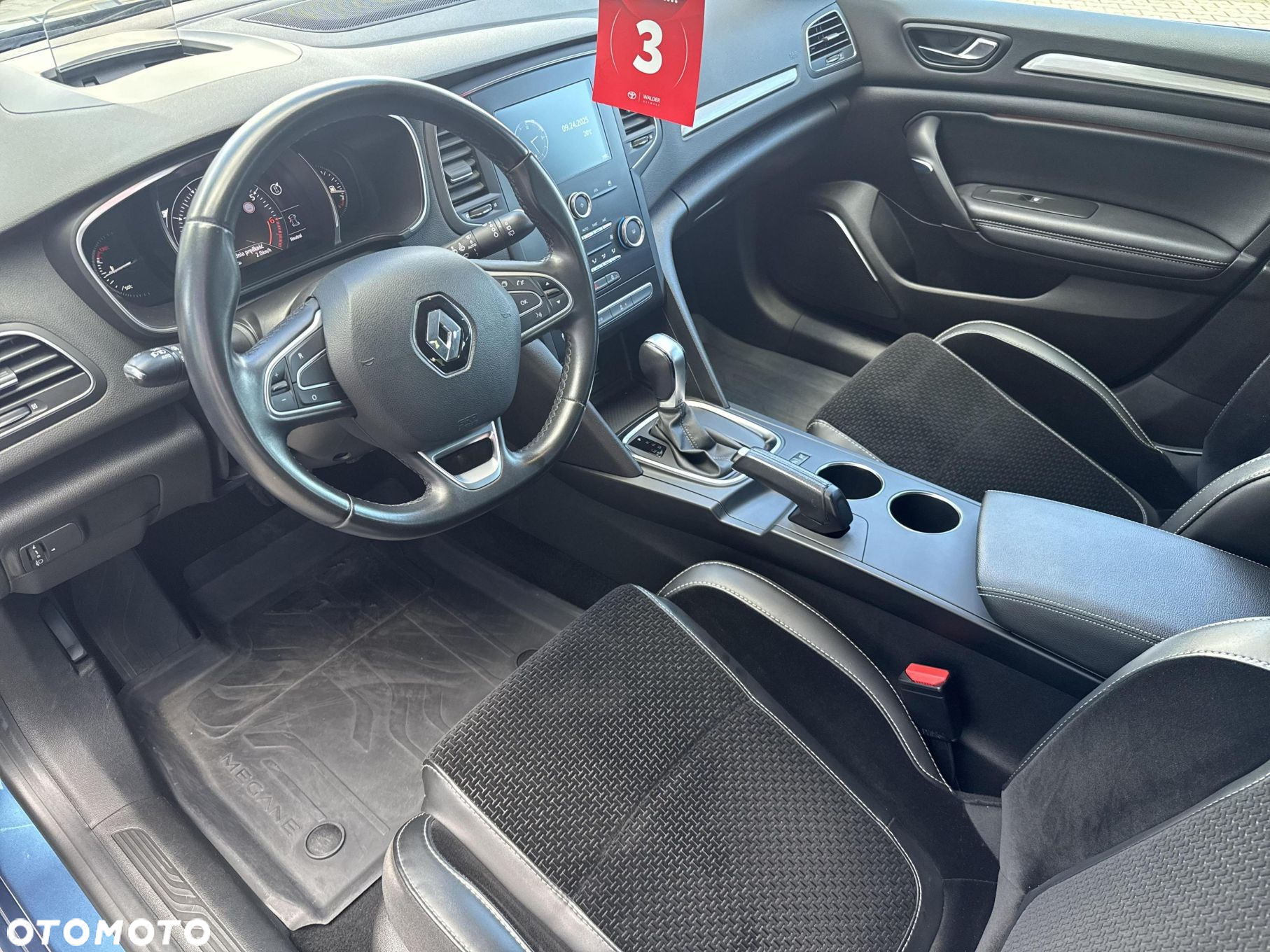 Renault Megane 1.3 TCe FAP Intens EDC - 11