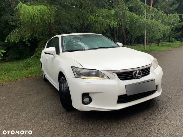 Lexus CT 200h Dynamic Line - 3