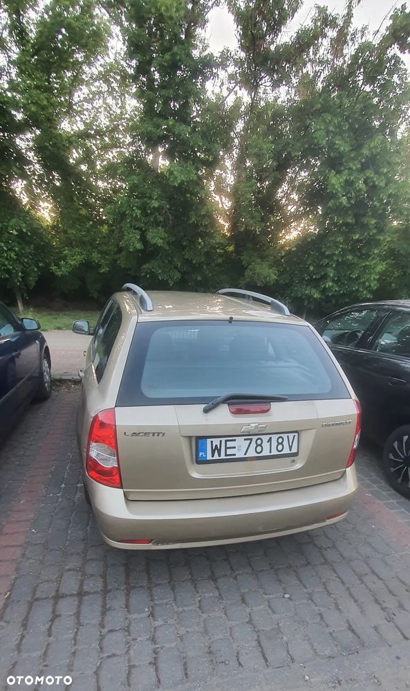 Chevrolet Lacetti 1.6 SE / Plus - 11
