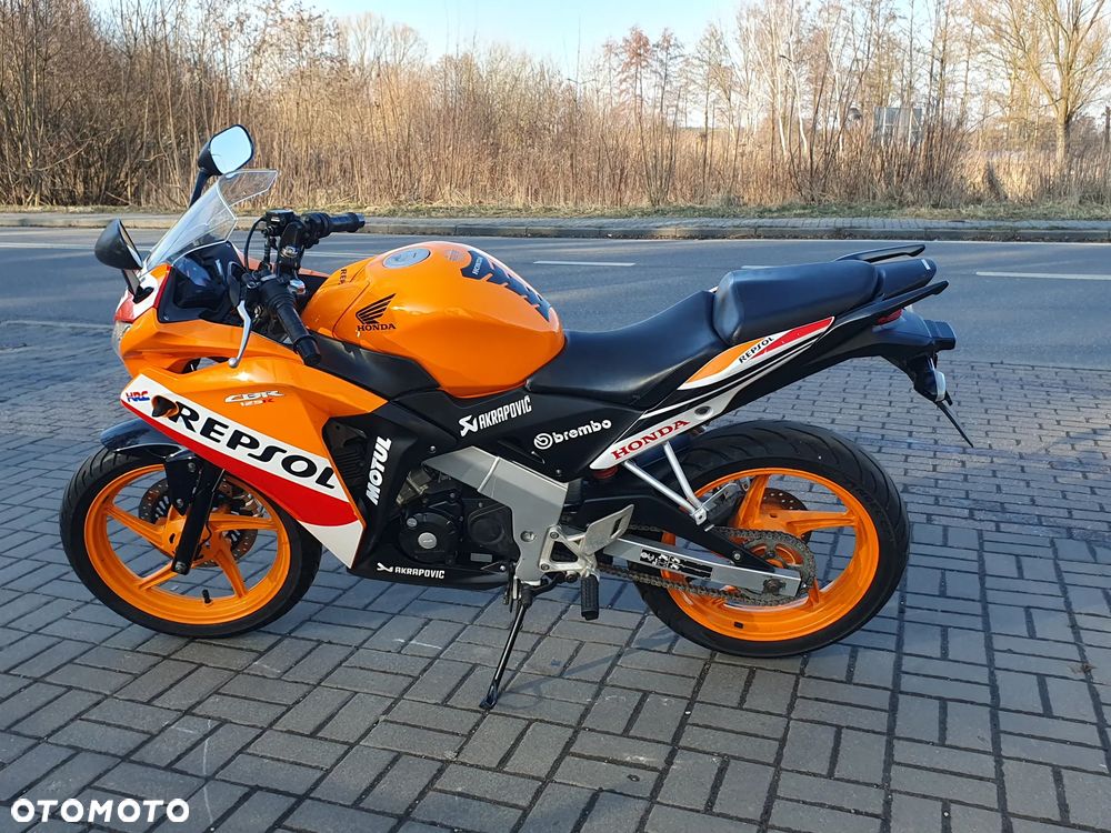 Honda CBR - 25