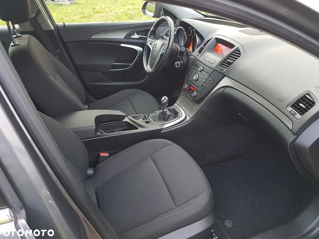 Opel Insignia 1.8 Sports Tourer - 26