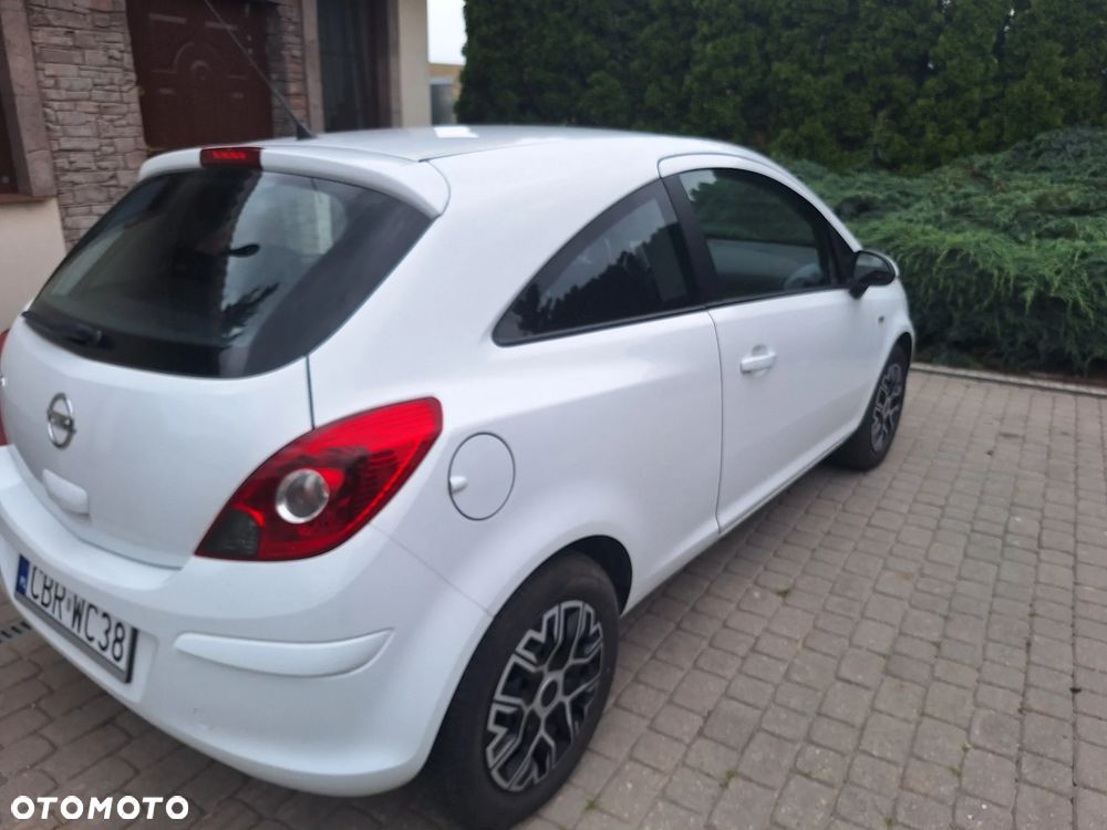 Opel Corsa - 4