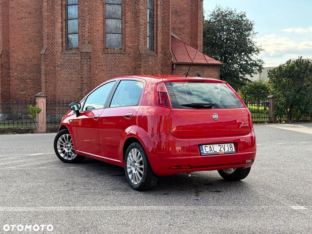 Fiat Grande Punto - 8