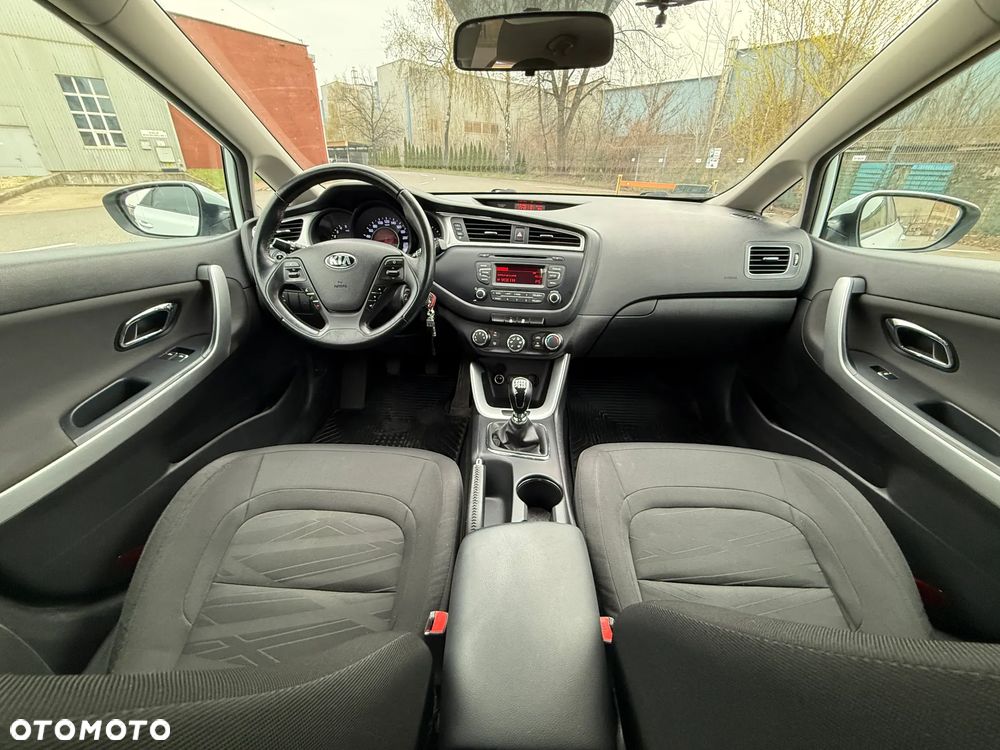 Kia Ceed 1.6 CRDi M - 12