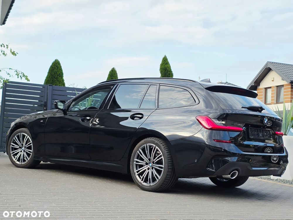 BMW Seria 3 320d Edition M Sport Shadow - 40