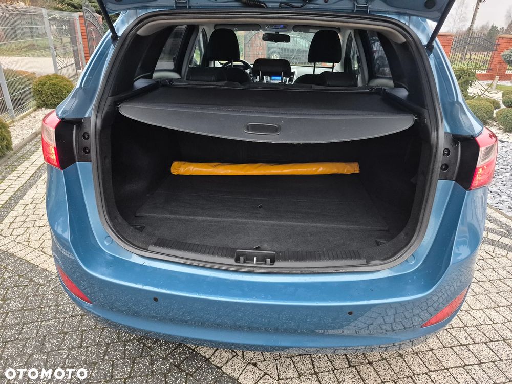 Hyundai i30 1.4 Comfort - 11