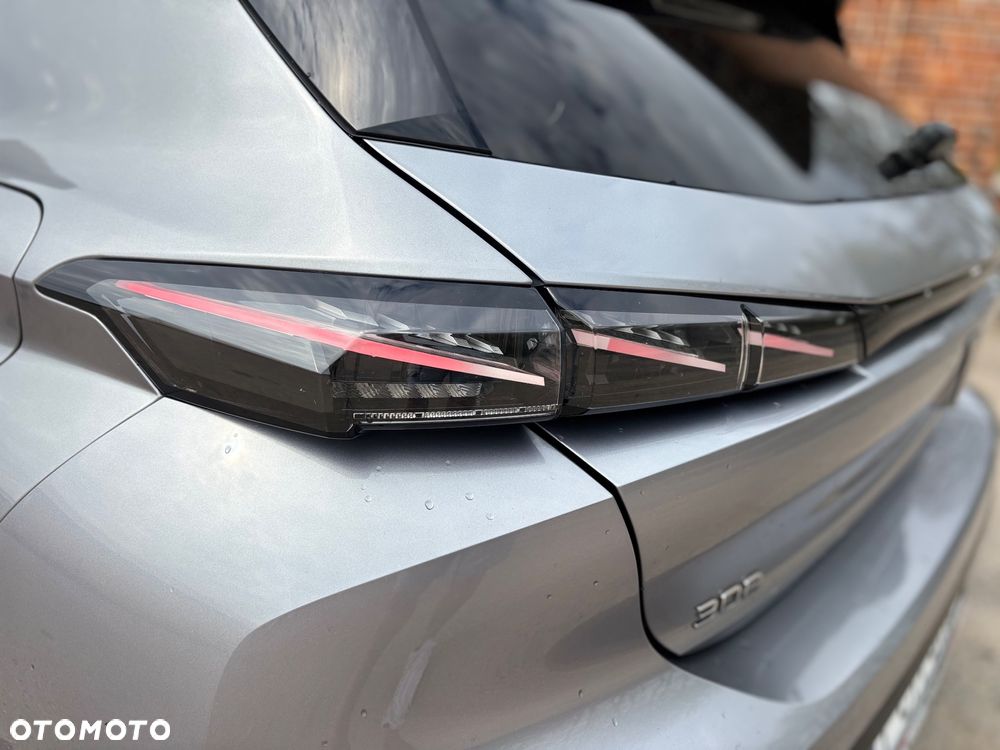 Peugeot 308 1.6 Hybrid PHEV GT EAT8 - 14
