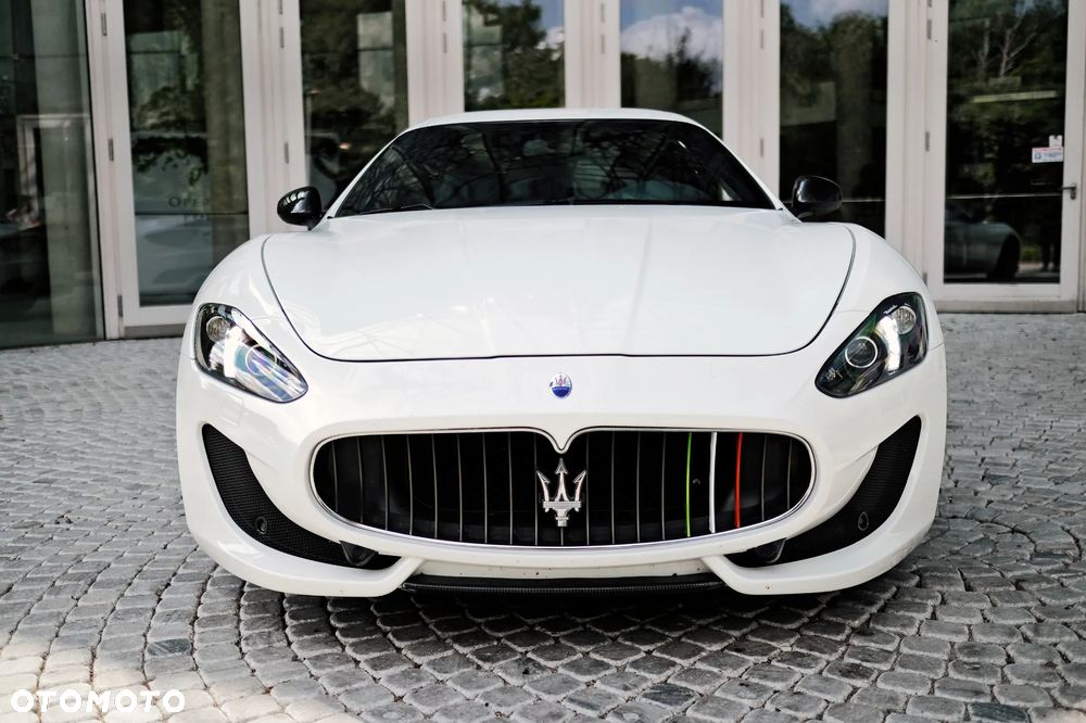 Maserati GranTurismo S - 3