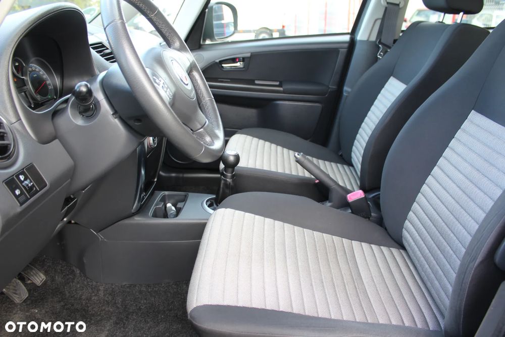 Fiat Sedici 1.6 16V 4x4 Lounge - 11