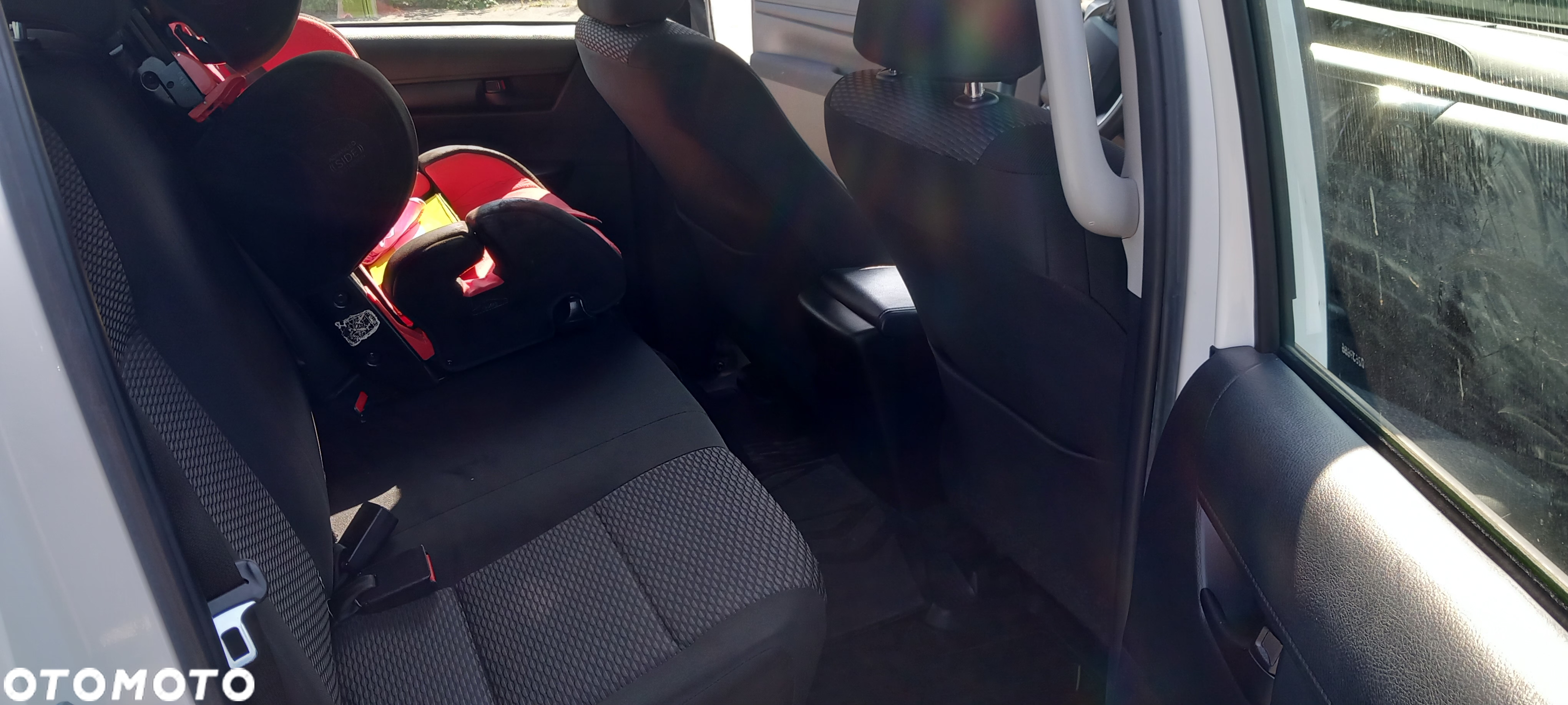 Toyota Hilux 2.4 D-4D Double Cab DLX 4x4 - 10