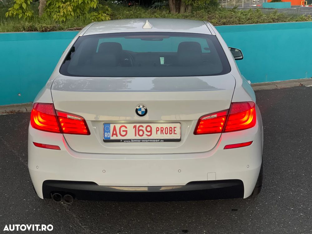 BMW Seria 5 520d Sport-Aut. - 23