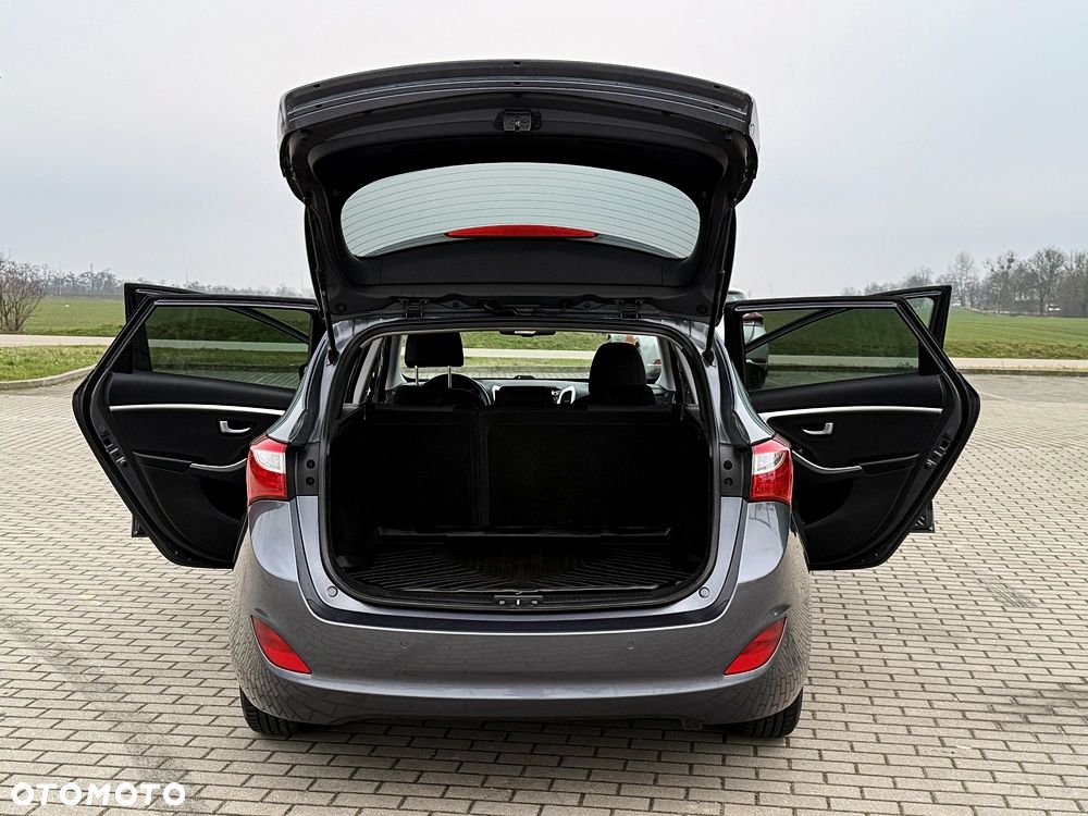 Hyundai i30 1.6 CRDi Comfort - 22