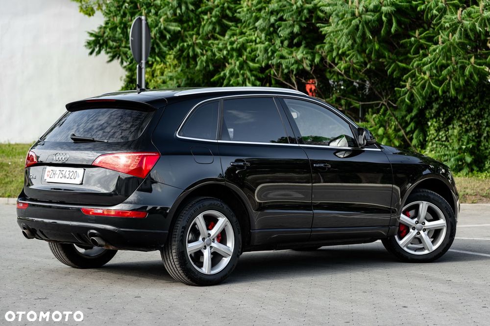 Audi Q5 3.2 FSI Quattro S tronic - 9