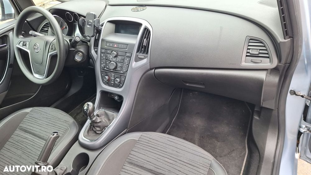 Opel Astra - 9