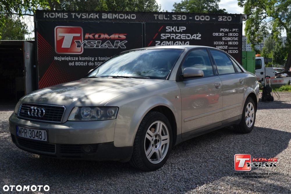 Audi A4 Limousine - 1