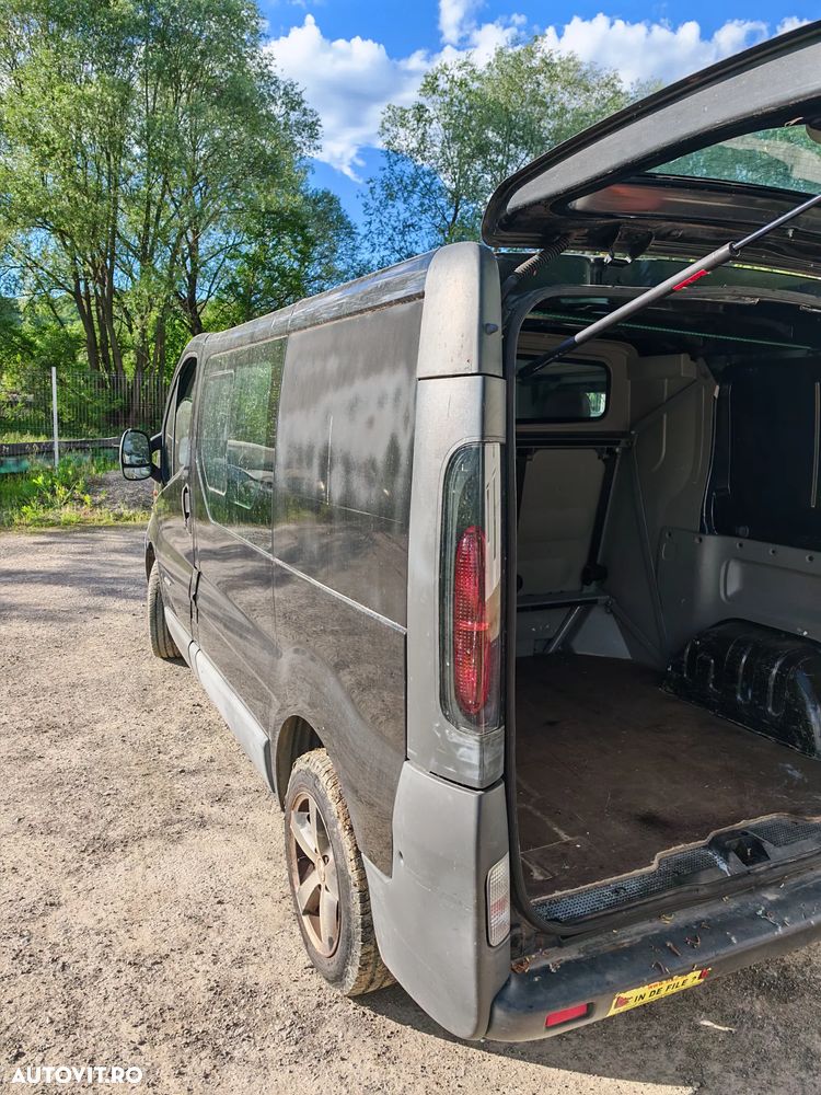 Renault Trafic - 4