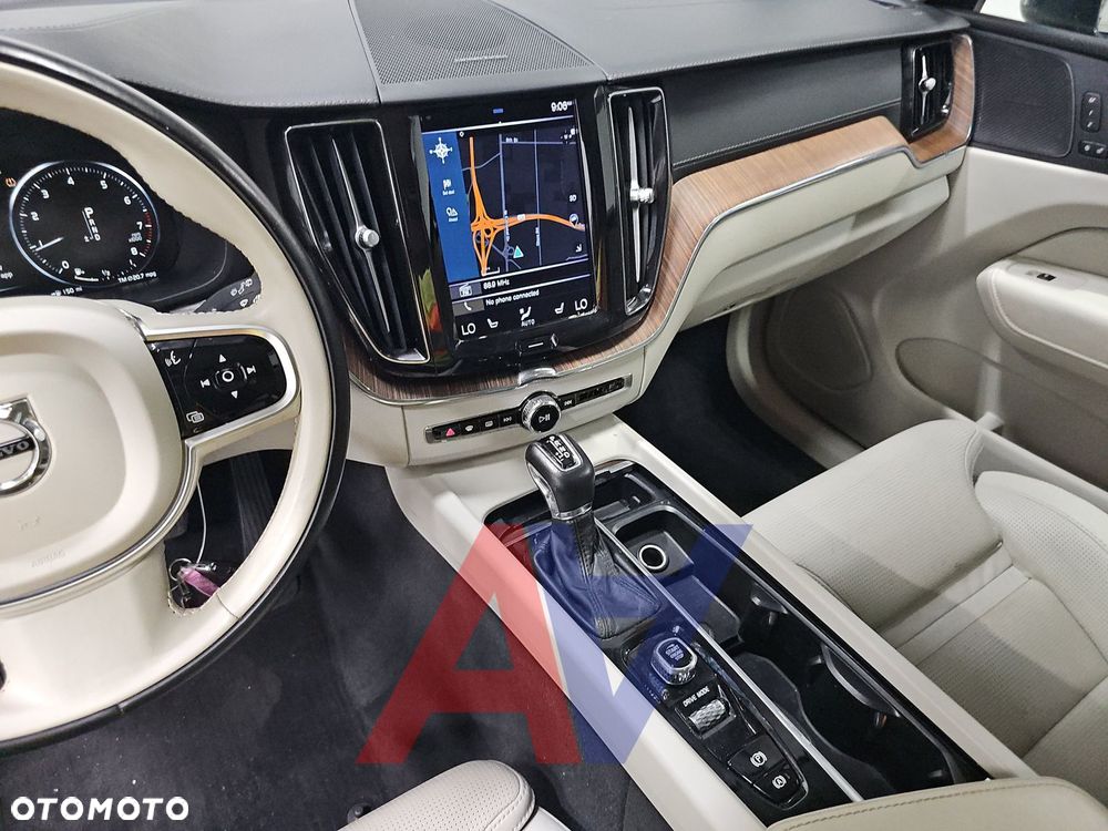 Volvo XC 60 T6 AWD Inscription - 10