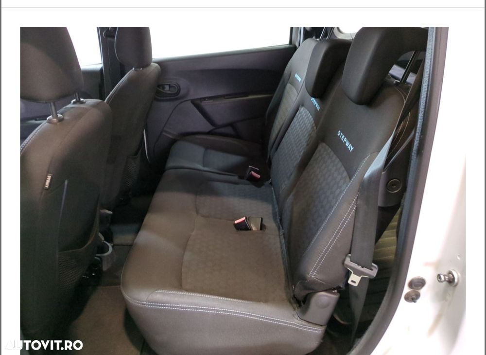 Dacia Lodgy TCe 115 Stepway - 10