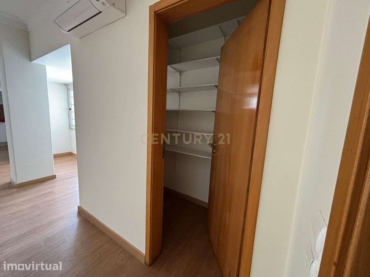 Apartamento T4 com elevador na Rua José Estêvão, Arroios, Lisboa - Grande imagem: 3/3
