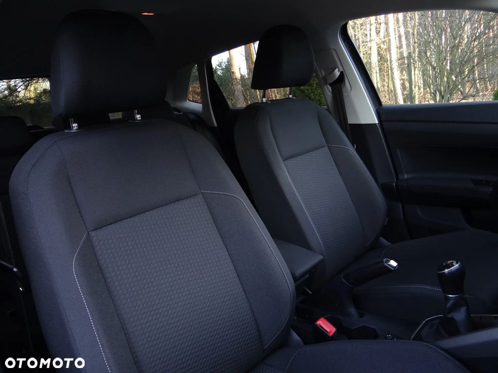 Volkswagen Polo 1.6 TDI SCR Comfortline - 25