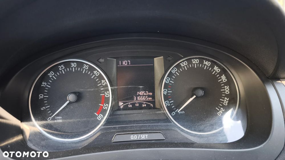 Skoda RAPID 1.4 TDI DPF Active - 16