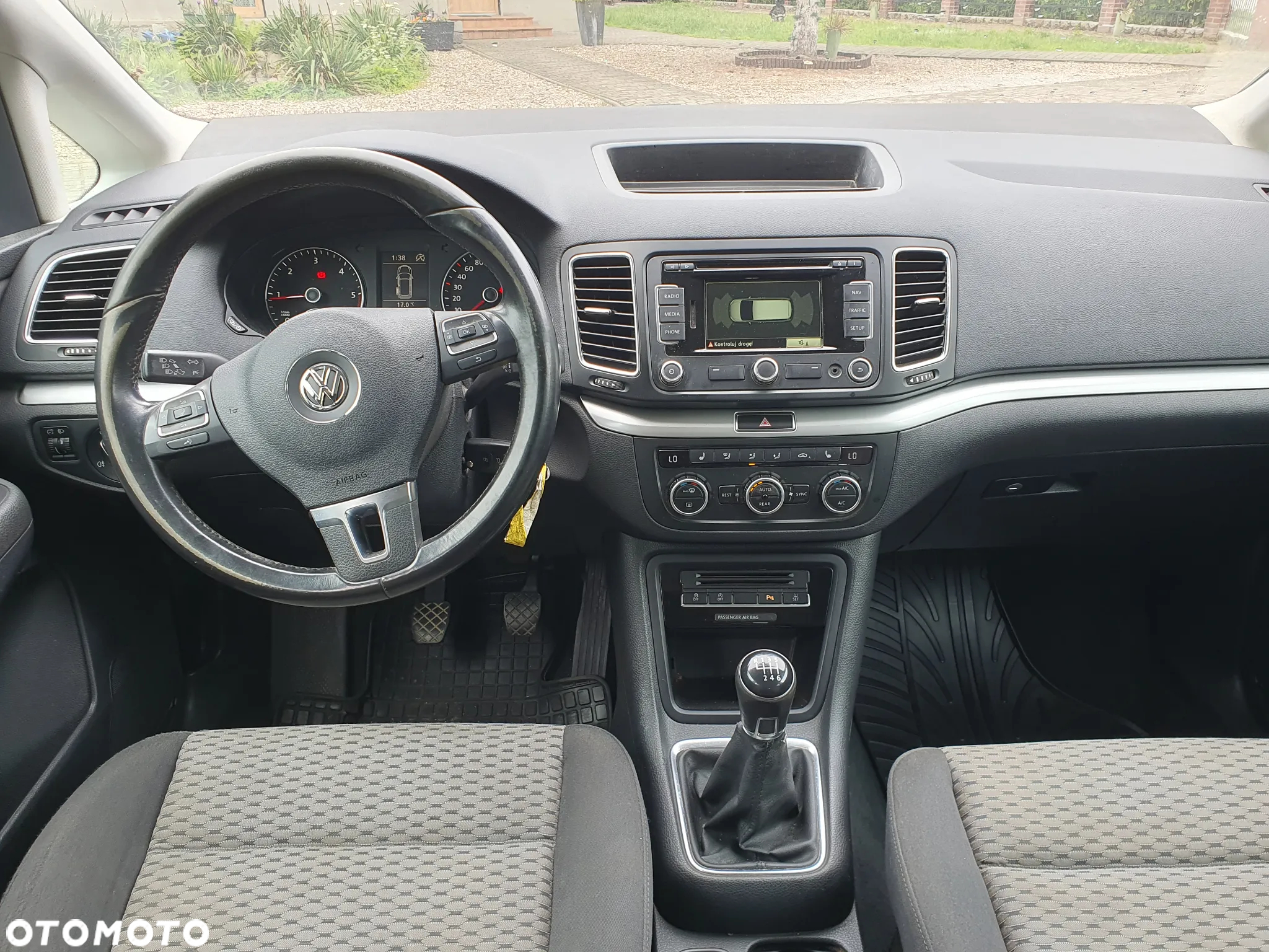 Volkswagen Sharan 2.0 TDI 4MOTION BlueMotion Technology Comfortline - 5
