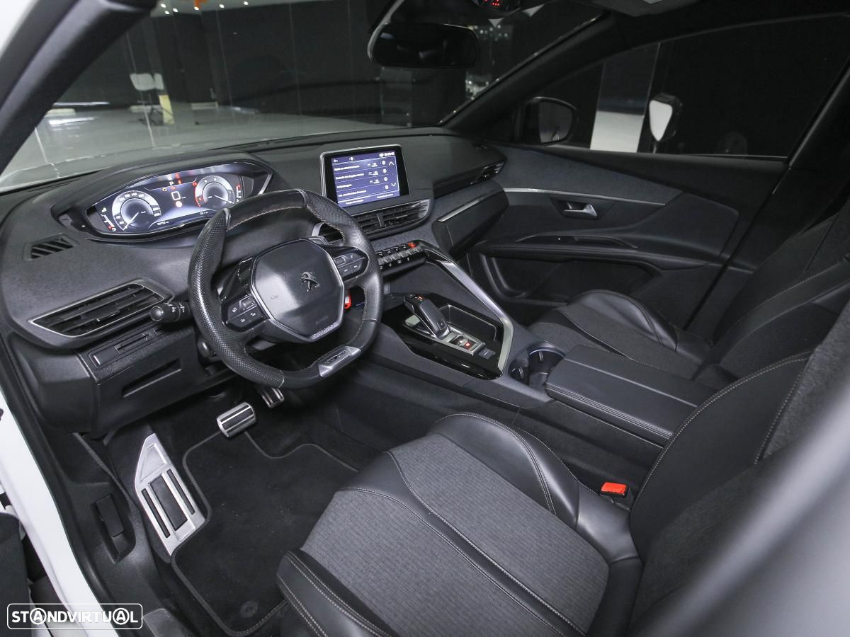 Peugeot 5008 1.5 BlueHDi GT Line EAT8 - 6