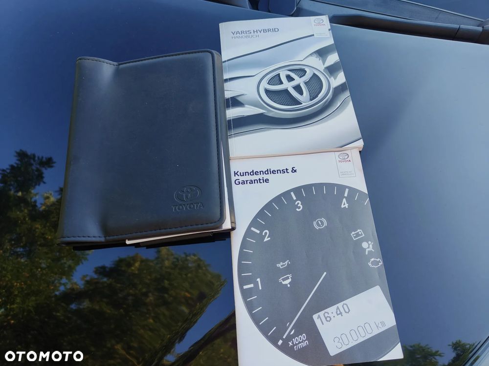 Toyota Yaris 1.5 VVT-i Comfort mit Design Paket - 40