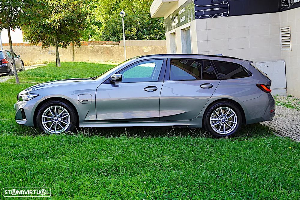 BMW 320 e Touring Corporate Edition Auto - 3