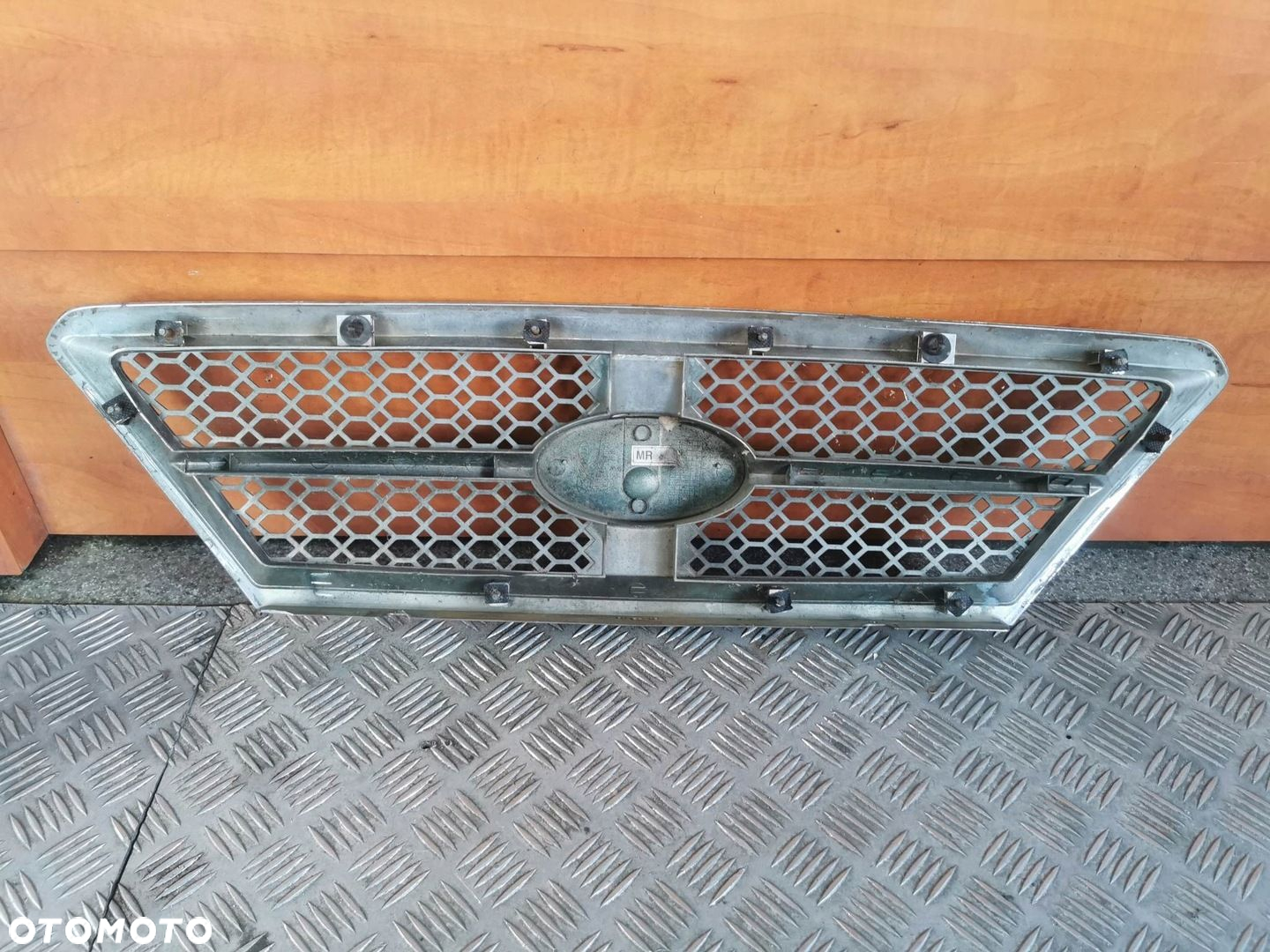 ATRAPA GRIL KIA SORENTO I 86350-3E020 - 2