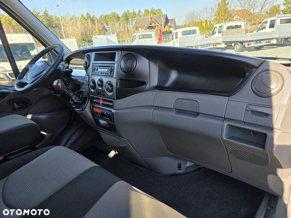 Iveco 35C17 3,0 HPI 170 KONNA DOKA BRYGADÓWKA 7 OSOBOWA 3,2M SKRZYNIA KLIMA 147T/KM PRZEBIEGU GWARANCJA BLIŻNIAKI DO 3,5T WEBASTO - 26