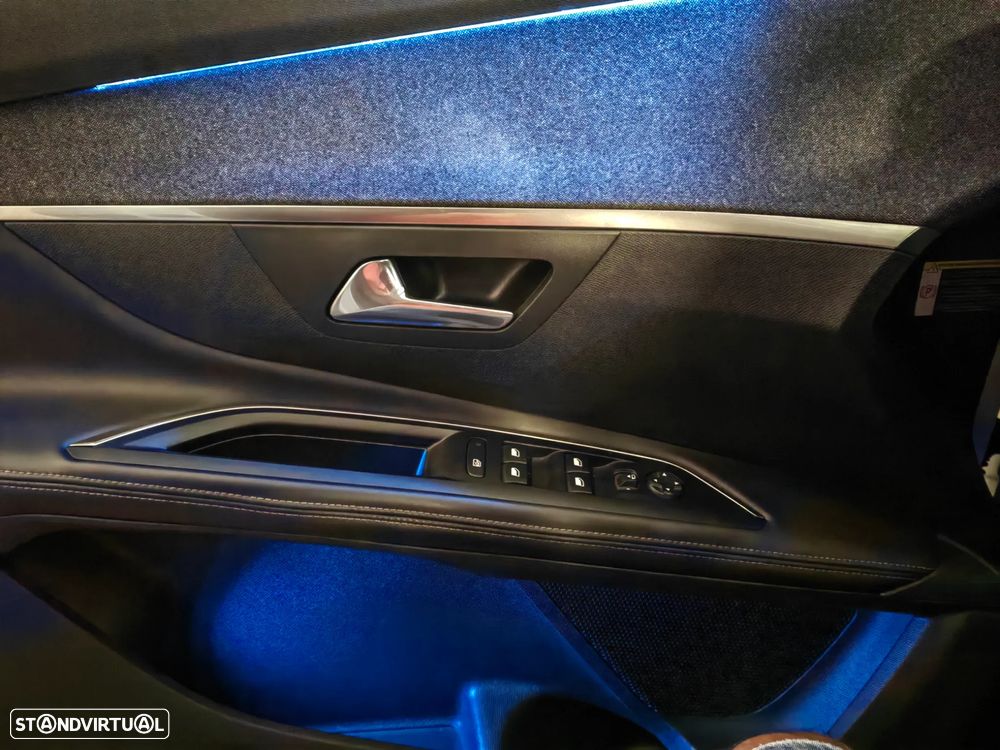 Peugeot 5008 1.6 BlueHDi Allure EAT6 - 33