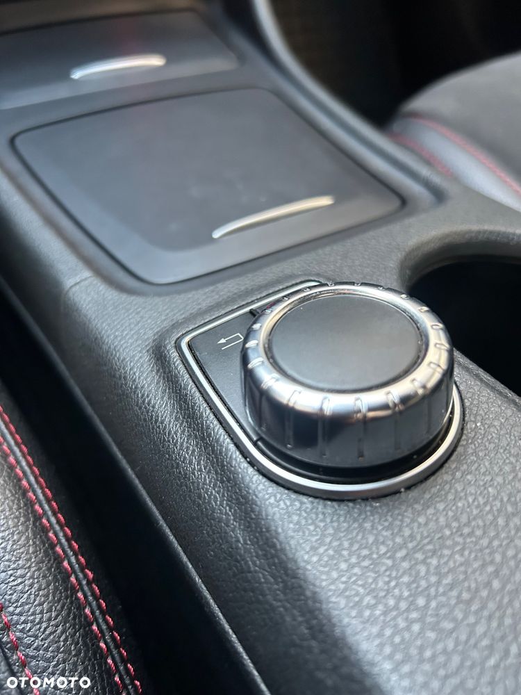 Mercedes-Benz CLA - 8