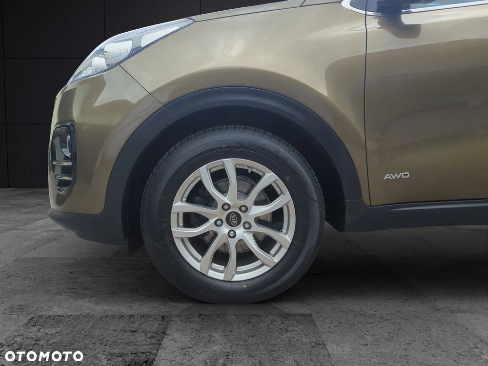 Kia Sportage 2.0 CRDI 4WD Automatik Dream-Team Edition - 23