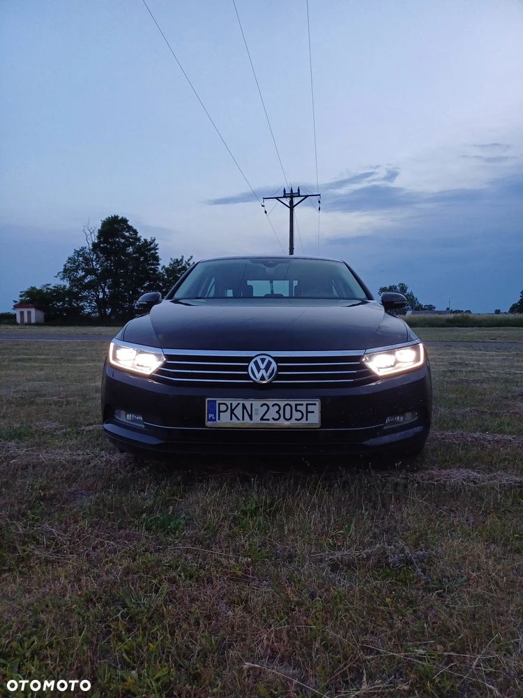 Volkswagen Passat - 7