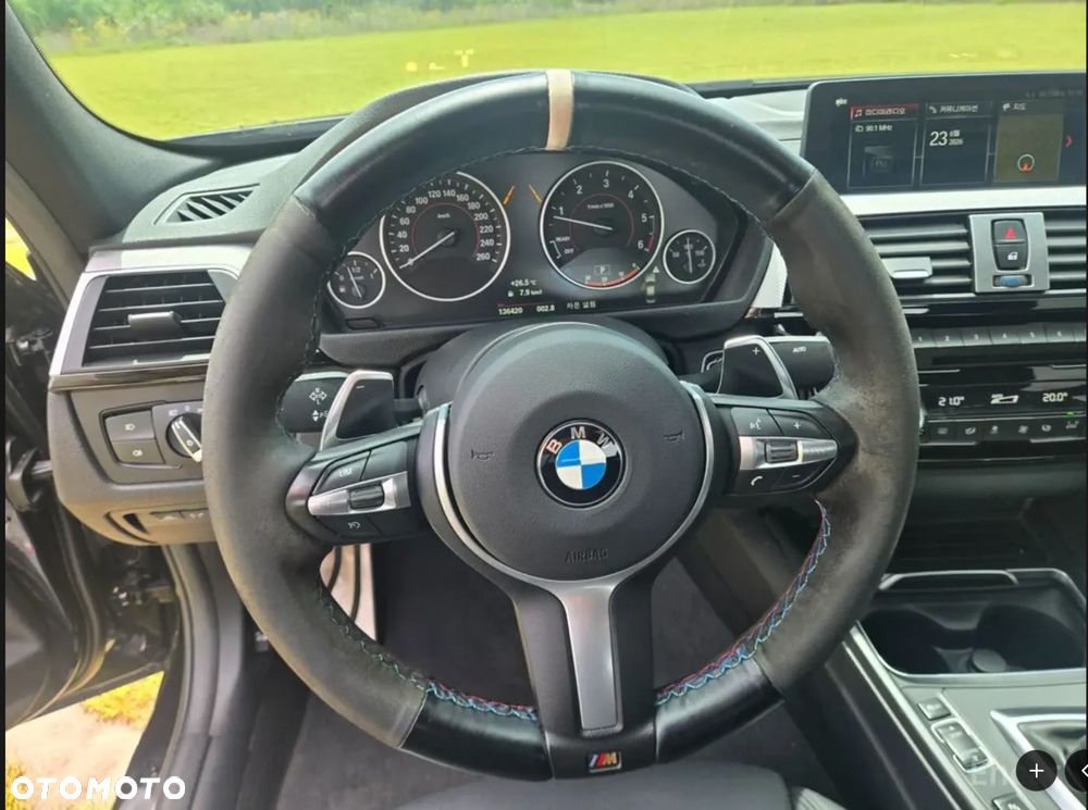BMW Seria 3 320d Edition M Sport Shadow - 12