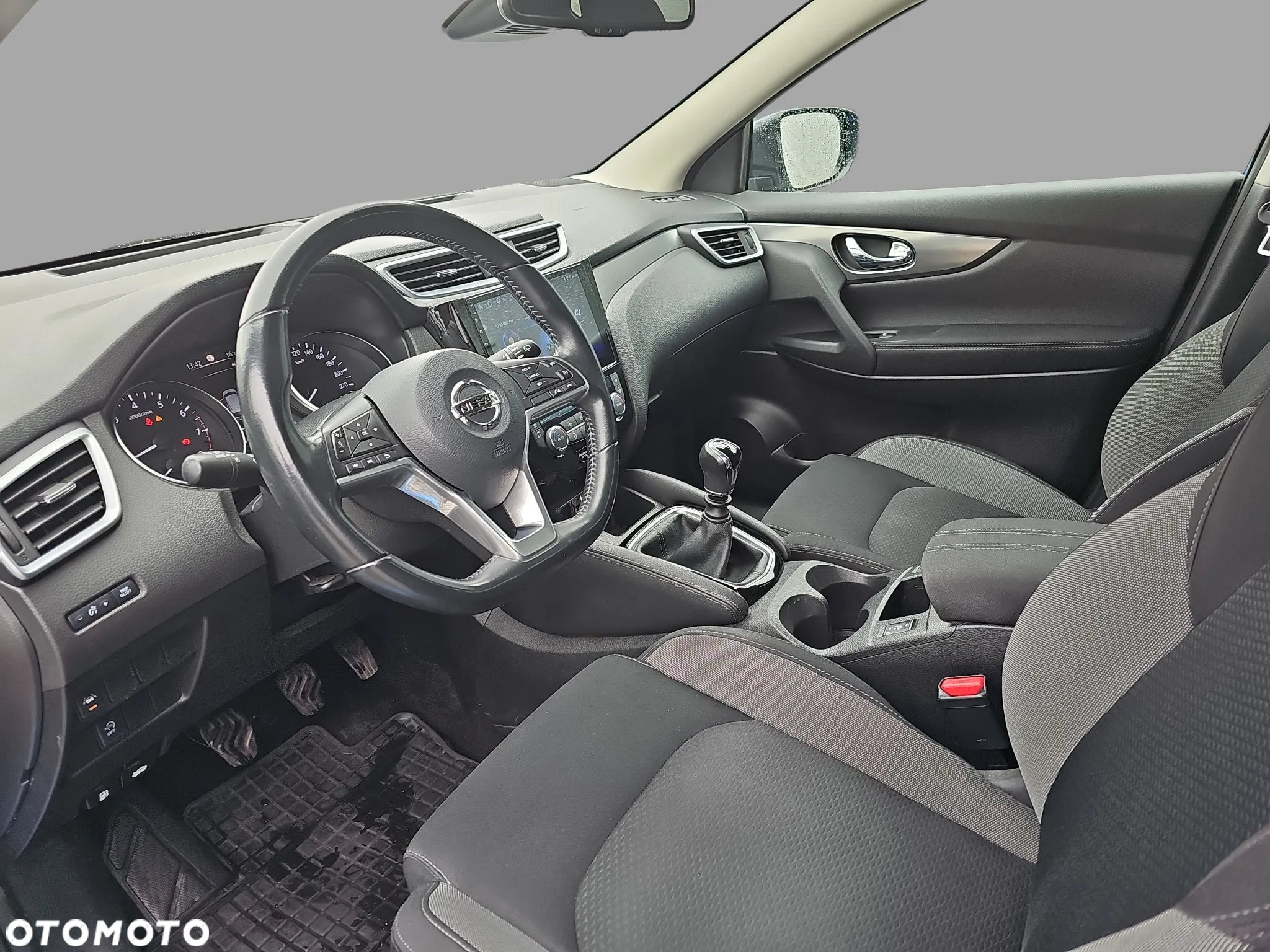 Nissan Qashqai 1.2 DIG-T N-Connecta EU6 - 12